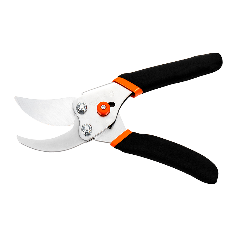 T101 Iron Bypass Pruning Shears